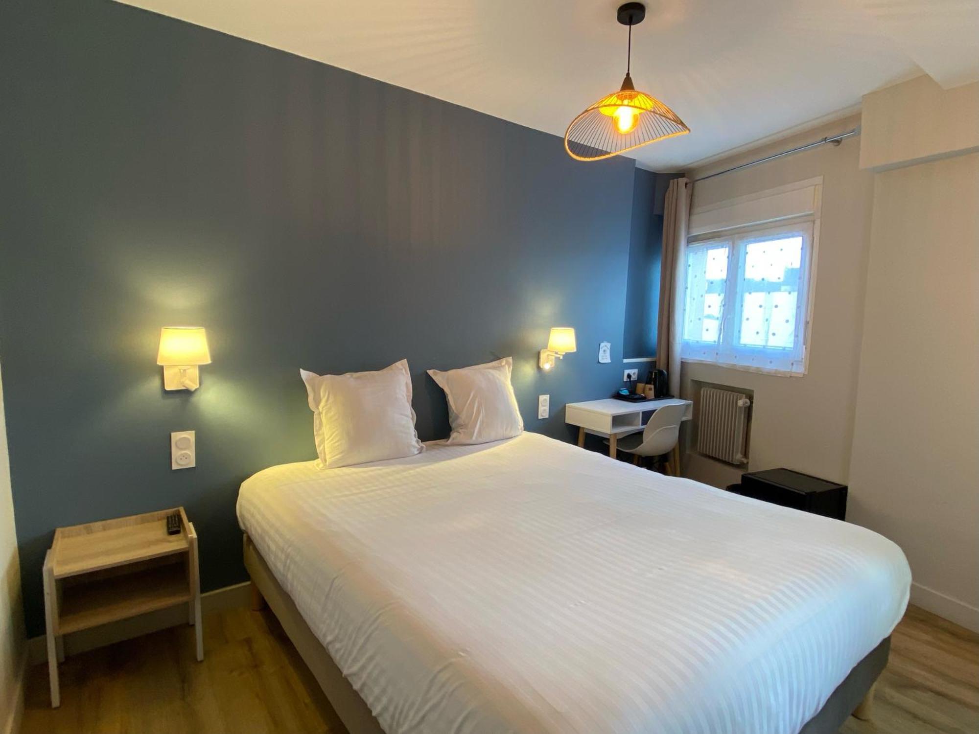 Hotel De Bretagne Fougeres Ngoại thất bức ảnh